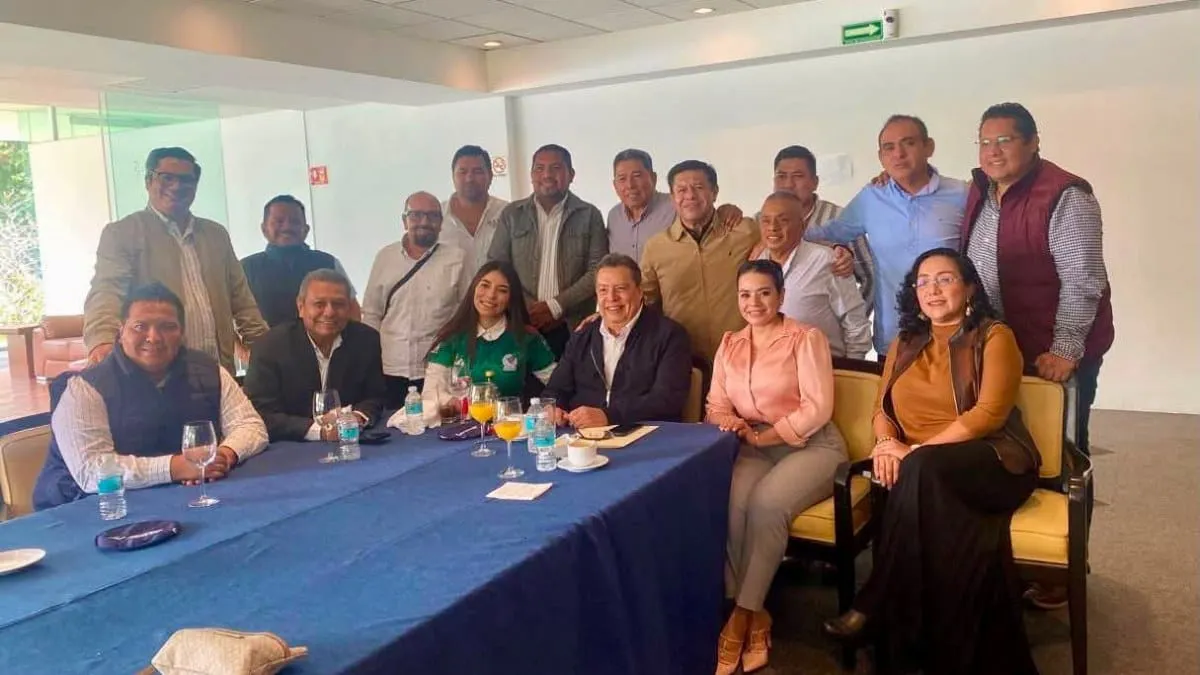 Reaparece Angel Aguirre y anuncia que su grupo participará en 2027; todo apunta a morena