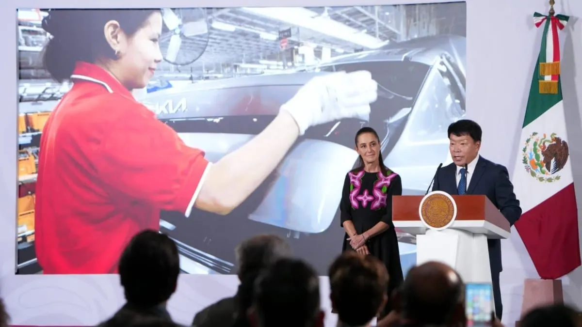 Sheinbaum destaca inversión de KIA por 649 MDD para convertir a México en polo de electromovilidad