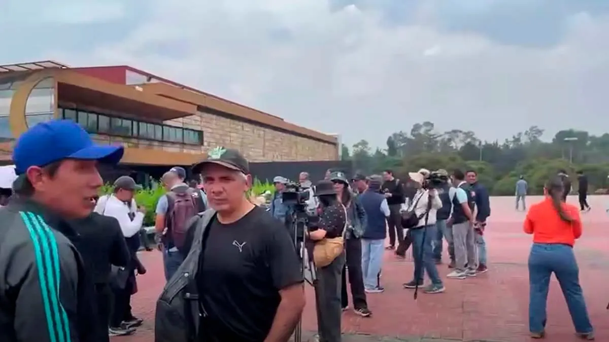 "¡Respeten nuestros resultados!": aspirantes de la UNAM protestan por posible repetición del examen