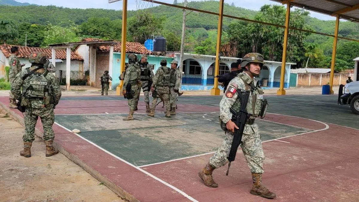 Tras presuntas balaceras, Ejército y Policía Estatal refuerzan operativos en la sierra de Chilpancingo