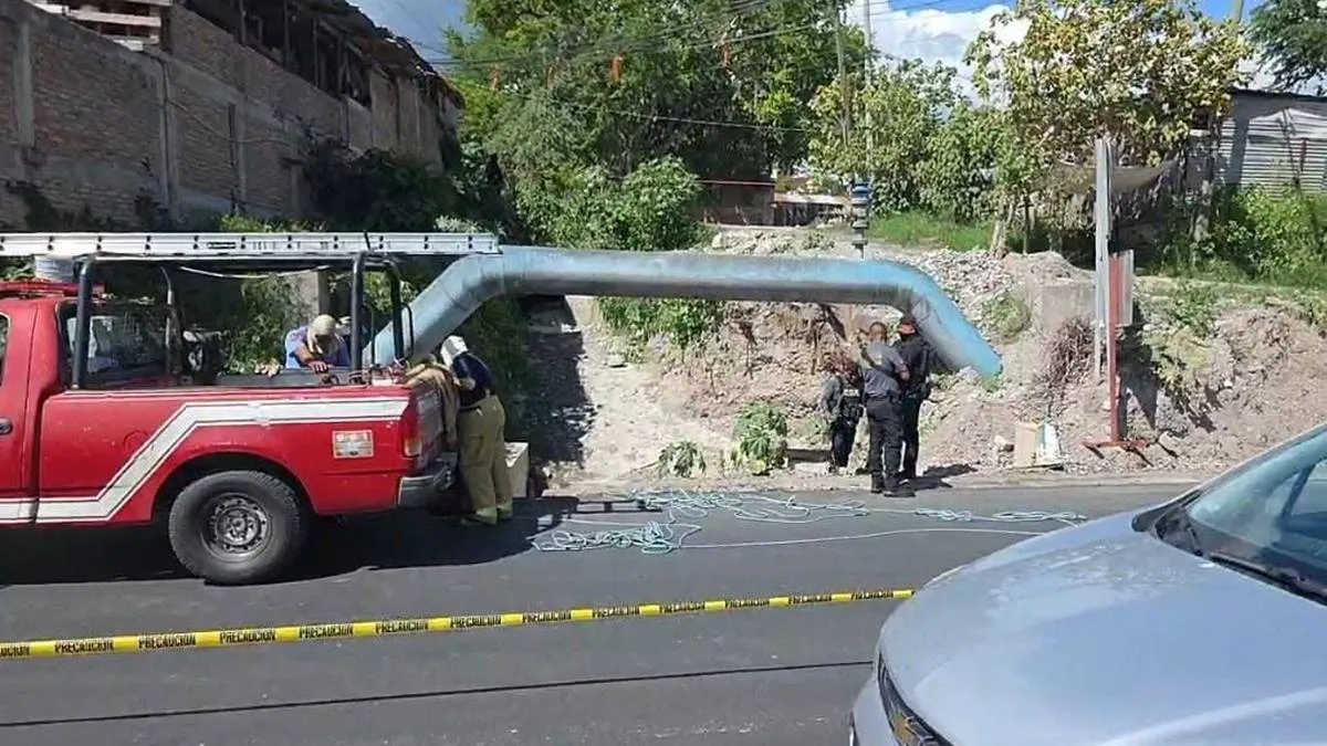Hallan muerto a un hombre en un canal pluvial de Chilpancingo