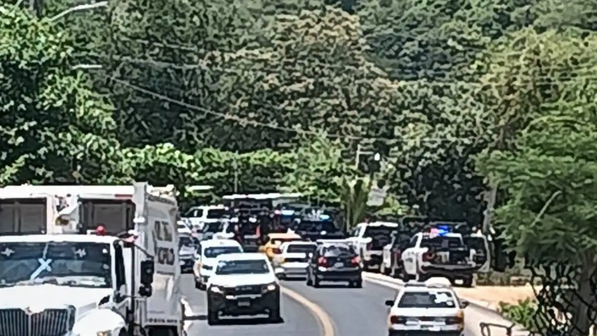 Matan a tres hombres en la carretera México-Acapulco; uno más resulta herido