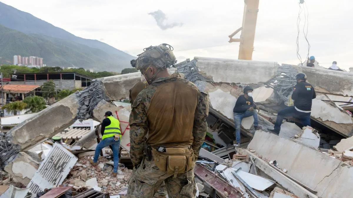 Venezuela enfrenta reclamos por la atención al sismo; EU asegura que sí hay cooperación oficial