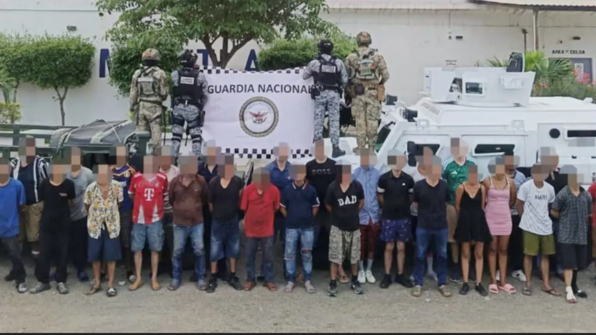 Un total de 28 personas —entre ellas dos mujeres— fueron detenidas en la localidad de El Roble,.