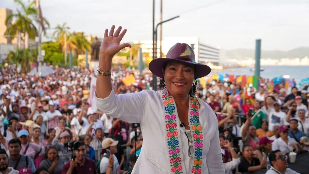 Abelina López Rodríguez realiza mega marcha en Acapulco en apoyo a Claudia Sheinbaum
