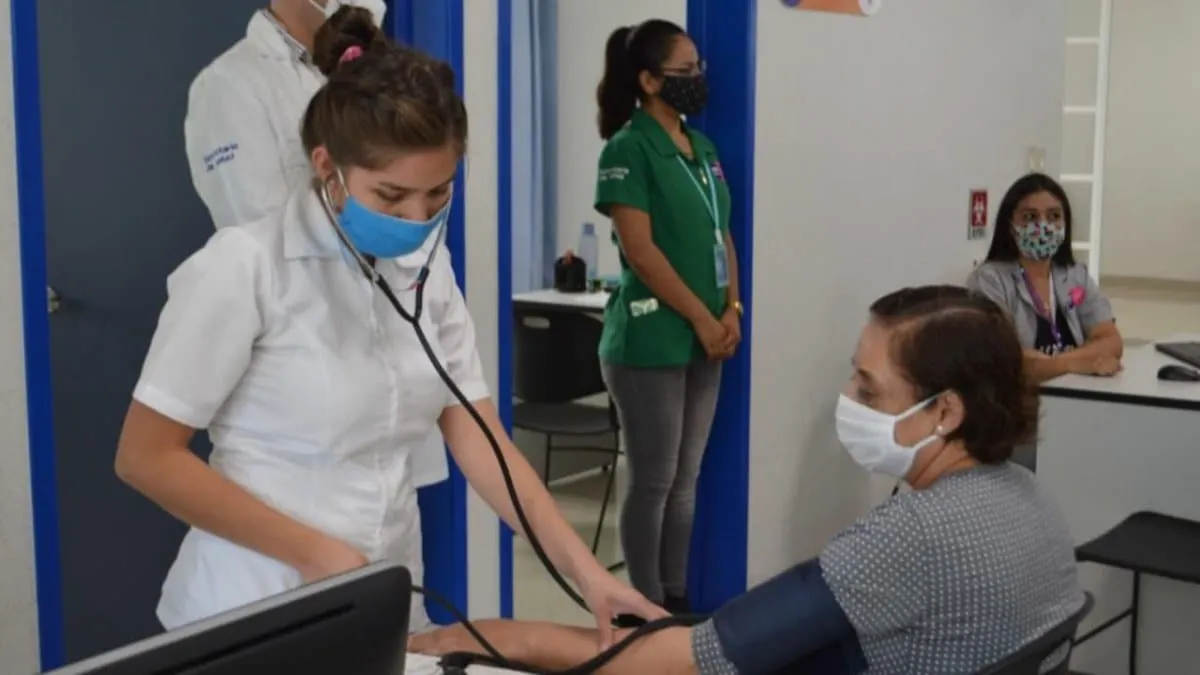 Lanzan convocatoria nacional para personal que operará nuevos consultorios de Salud; consulta las bases
