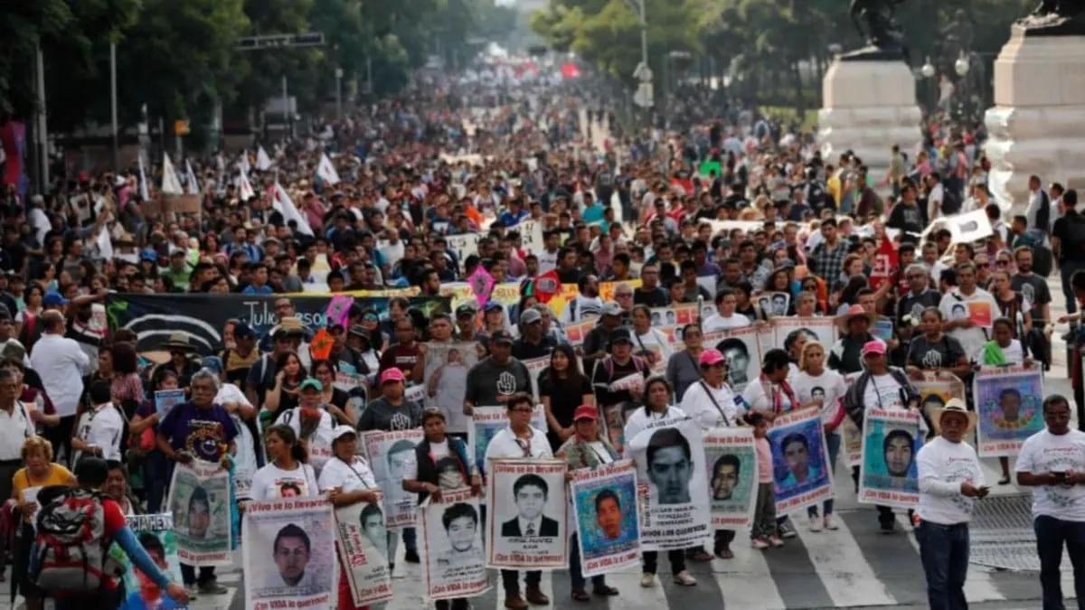 Caso Ayotzinapa llega a Palacio Nacional; familiares de los 43 se reunirán este jueves con Sheinbaum