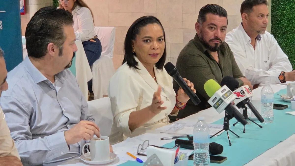 Descarta Beatriz Mojica denunciar a Esthela ante la CNHJ por comentarios sobre Anaya; llama a la unidad
