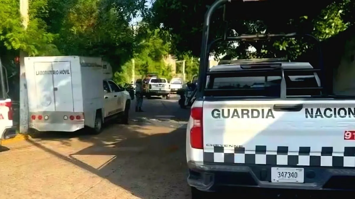 Hallan a un hombre muerto en la zona alta de Acapulco; tenía impactos de bala