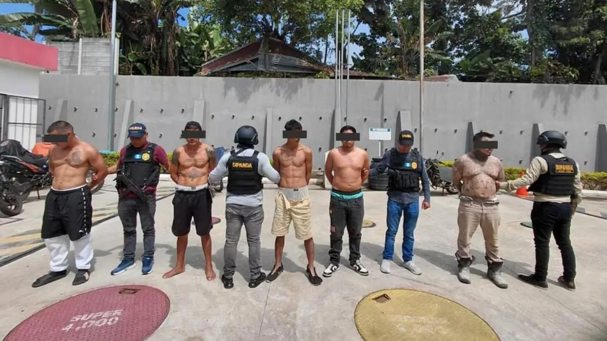 integrantes de la Mara Salvatrucha (MS-13) y Barrio 18 que permanecían de manera irregular en México.