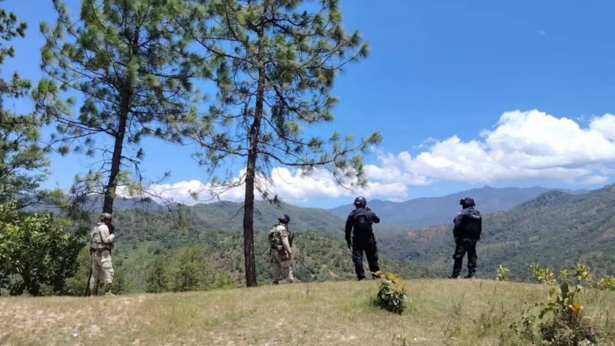 Refuerzan vigilancia militar y estatal en dos localidades de Guerrero