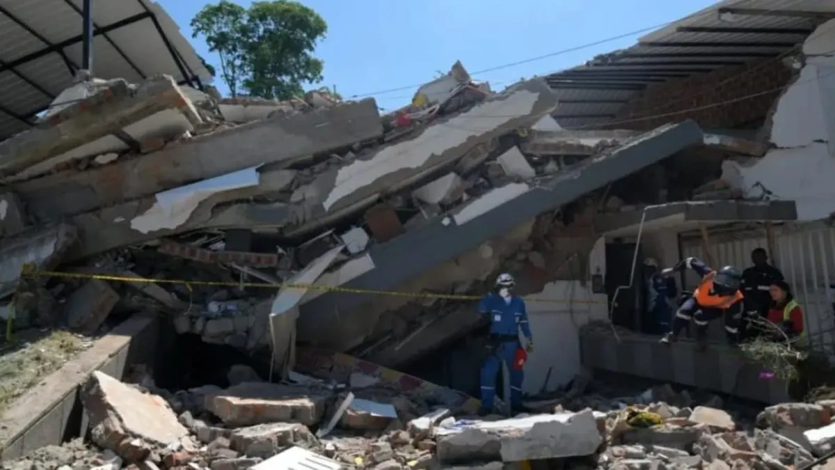Sube a 250 la cifra de muertos por terremoto en Colombia; continúan los operativos de rescate