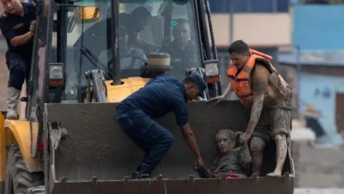 Sube a 389 la cifra de muertos por la devastadora inundación en Nepal; se estiman cerca de mil 400 desaparecidos