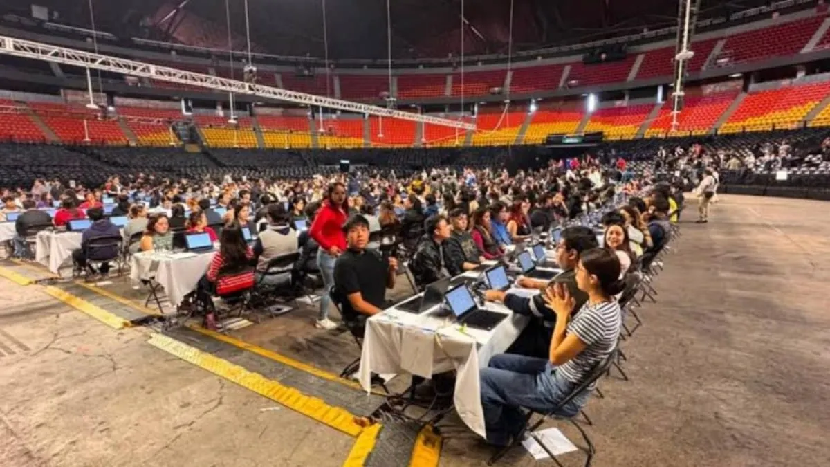 UNAM descubre trampas en examen presencial de ingreso; aspirantes alteraron registros y usaron celulares