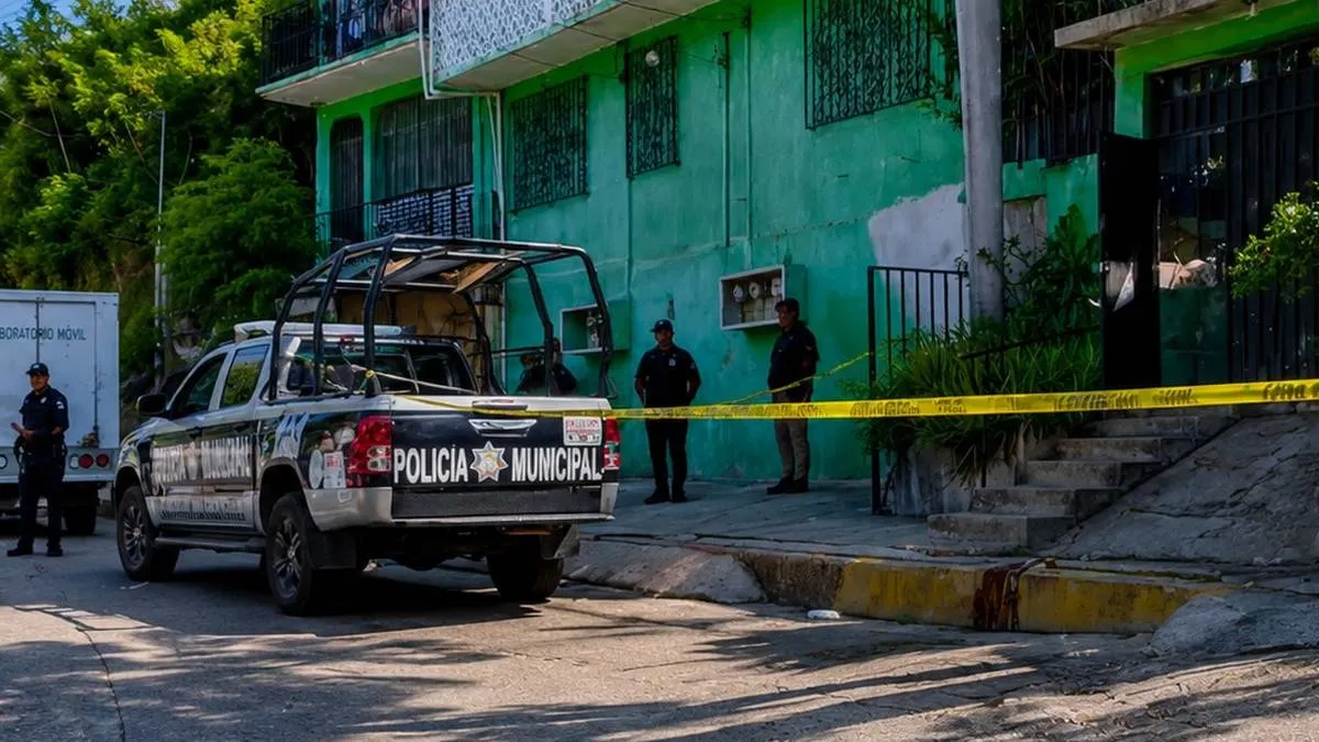 Hieren a balazos a hombre en Praderas de Costa Azul de Acapulco; detienen a un hombre