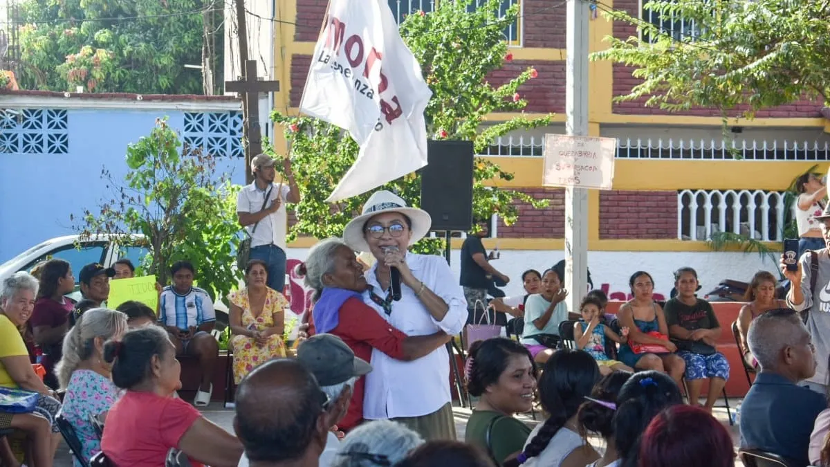 Esthela Damián llama a defender la soberanía: “El pueblo pone y el pueblo quita, no Estados Unidos”
