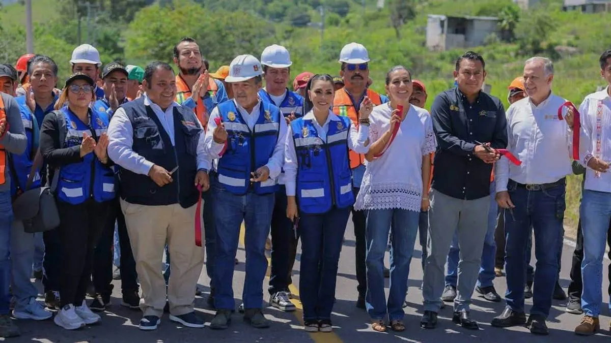 Evelyn Salgado inaugura carretera rehabilitada en la Montaña; beneficia a más de 90 mil habitantes