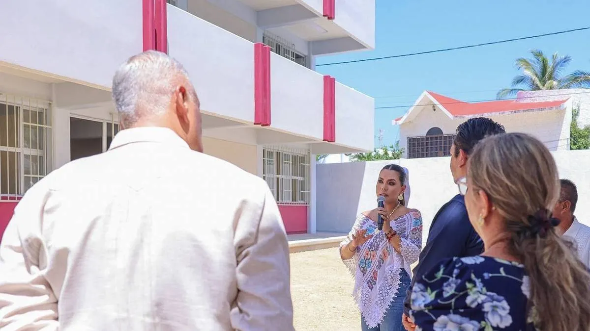 Evelyn Salgado supervisa nueva primaria en la Bonfil de Acapulco; invierten 17.4 mdp
