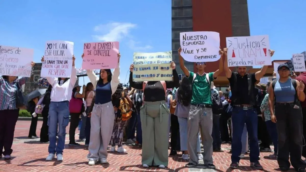 Aprobados de la UNAM se amparan para no perder su lugar tras cancelar examen virtual