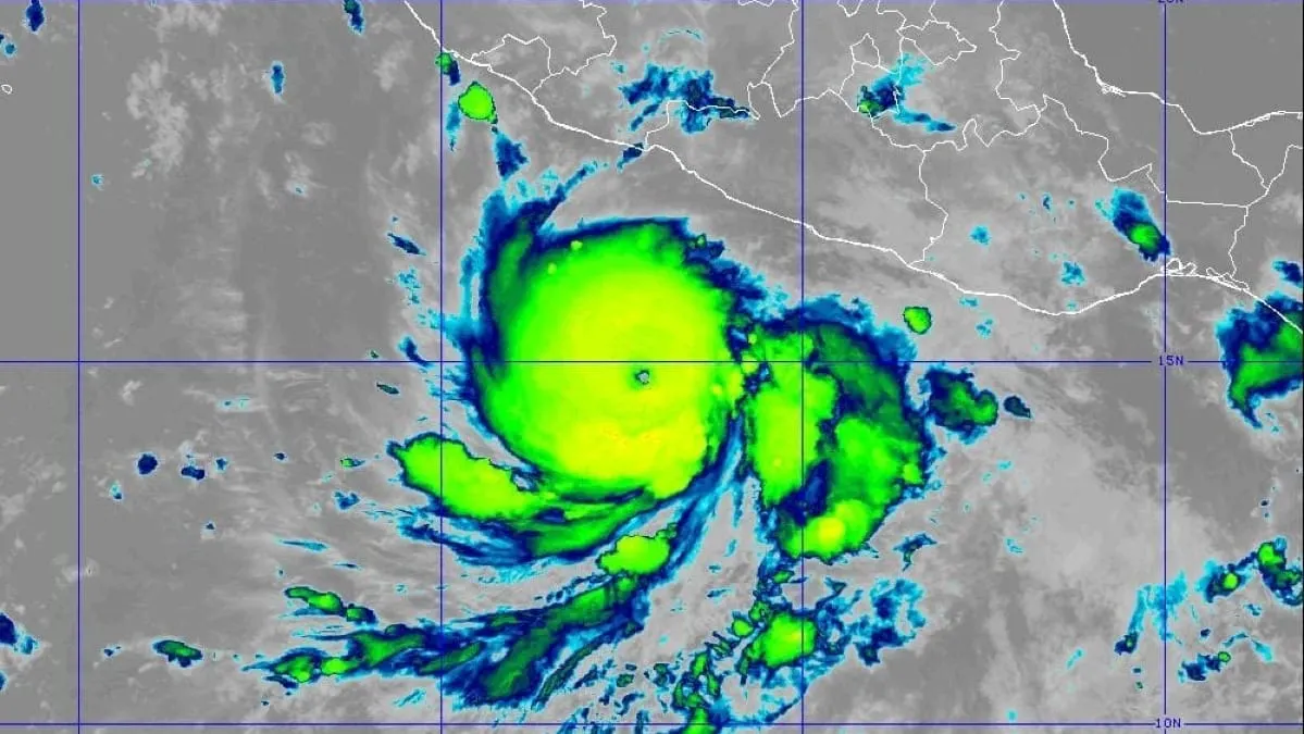 Huracán Polo se fortalece a categoría 4 y mantiene en alerta a Guerrero