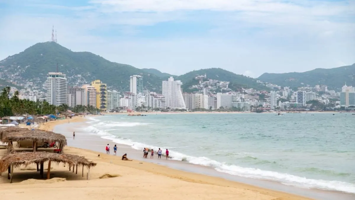 Mejora el clima en Acapulco y otros destinos de Guerrero tras el paso de Polo