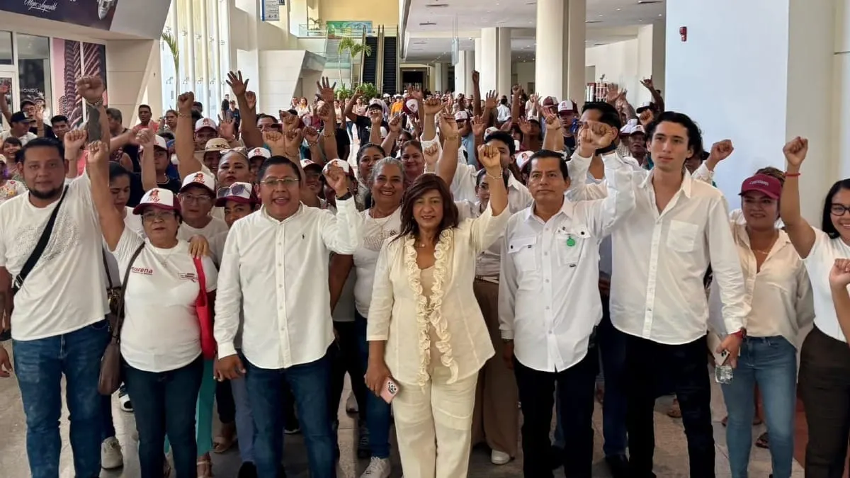 Leticia Lozano llega con amplio contingente al encuentro de Sheinbaum en Acapulco