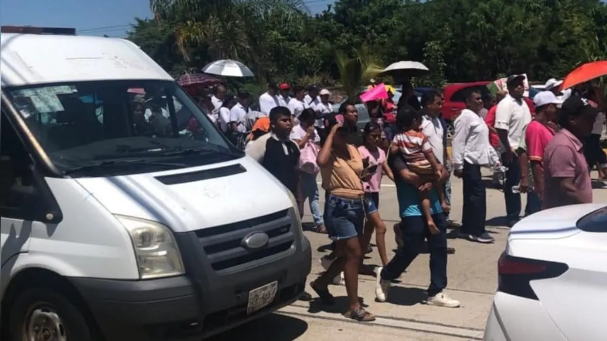 Arranca en Acapulco marcha de apoyo a la presidenta Claudia Sheinbaum