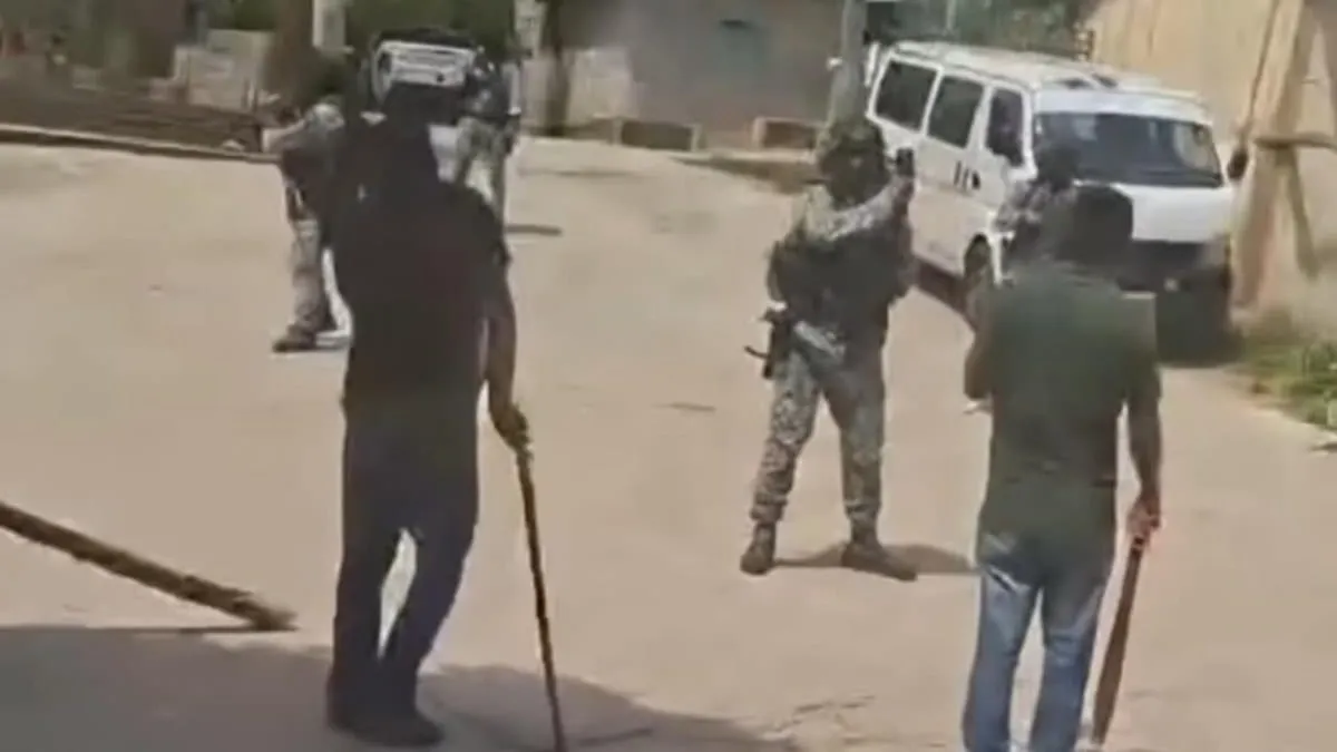 Caen dos presuntos Ardillos en Chilpancingo tras ataque a militares; pobladores los confrontan