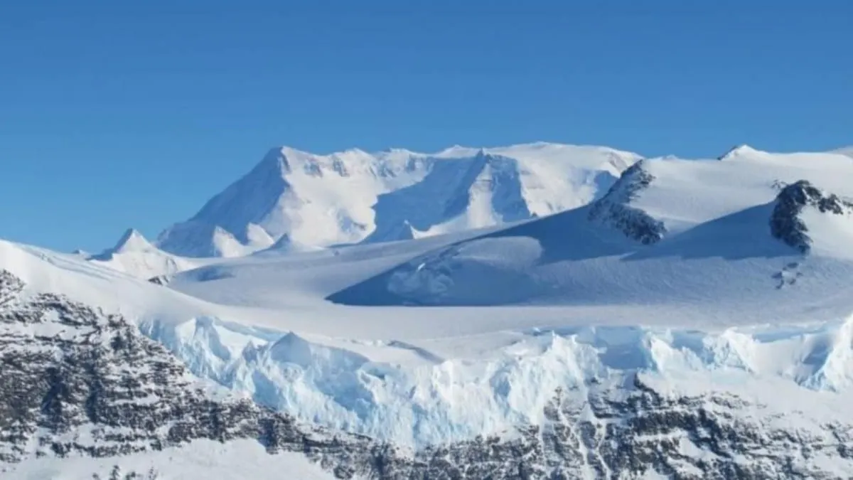 La Antártida registró una ganancia histórica de hielo, ¿El deshielo realmente comenzó a revertirse?