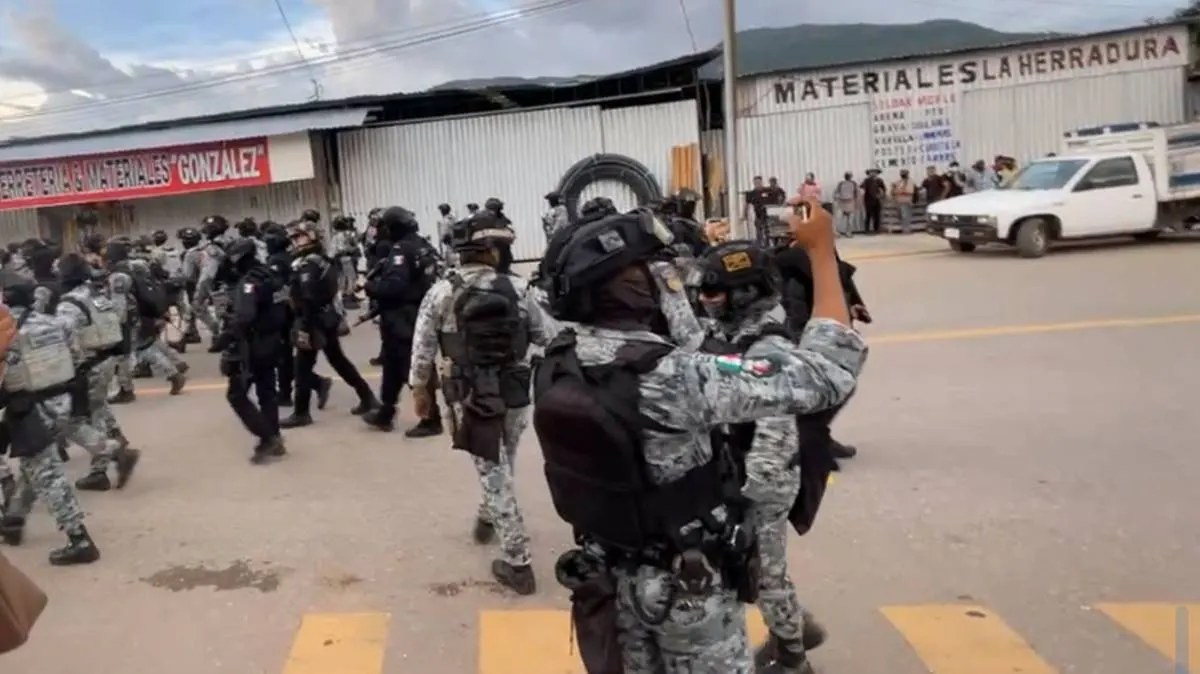 Investiga Fiscalía de Guerrero a responsables de retener y agredir a policías en Quechultenango