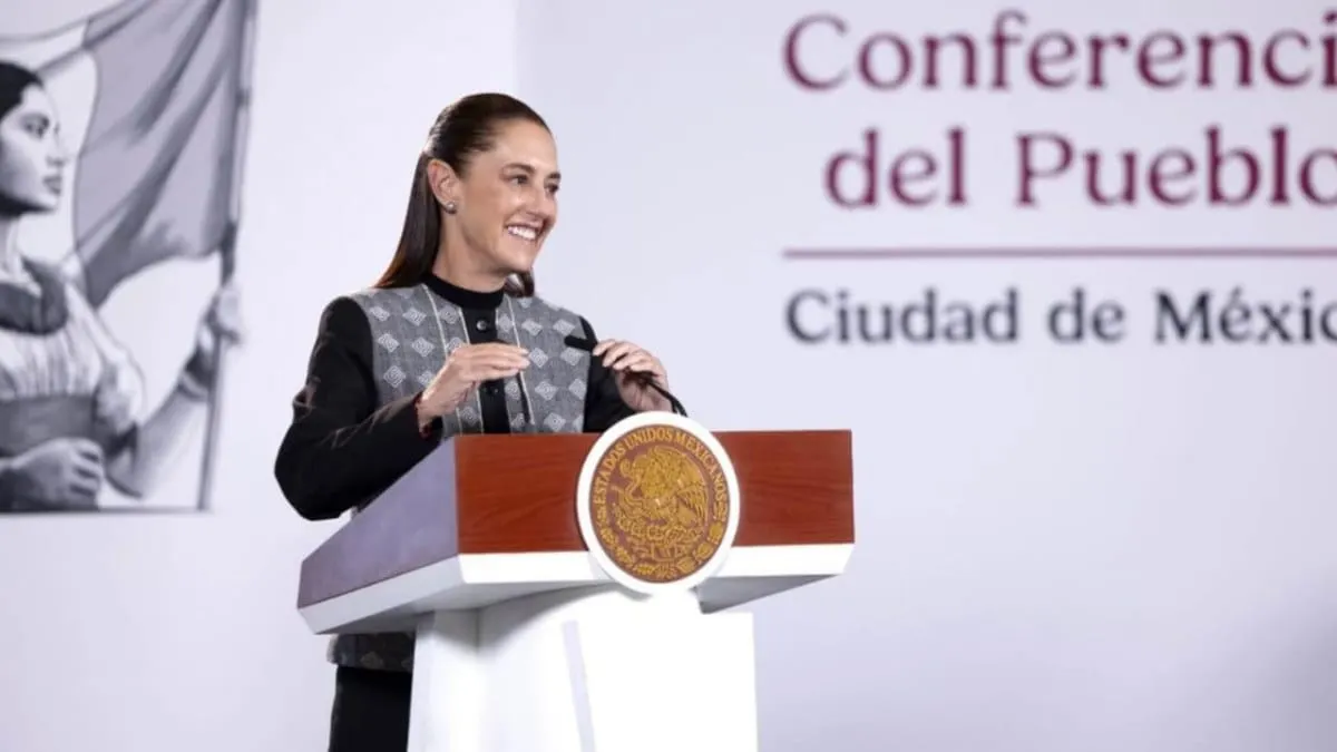 “Soy la primera mujer presidenta”; Sheinbaum celebra el cambio y dice estar “orgullosa de pertenecer” a Morena