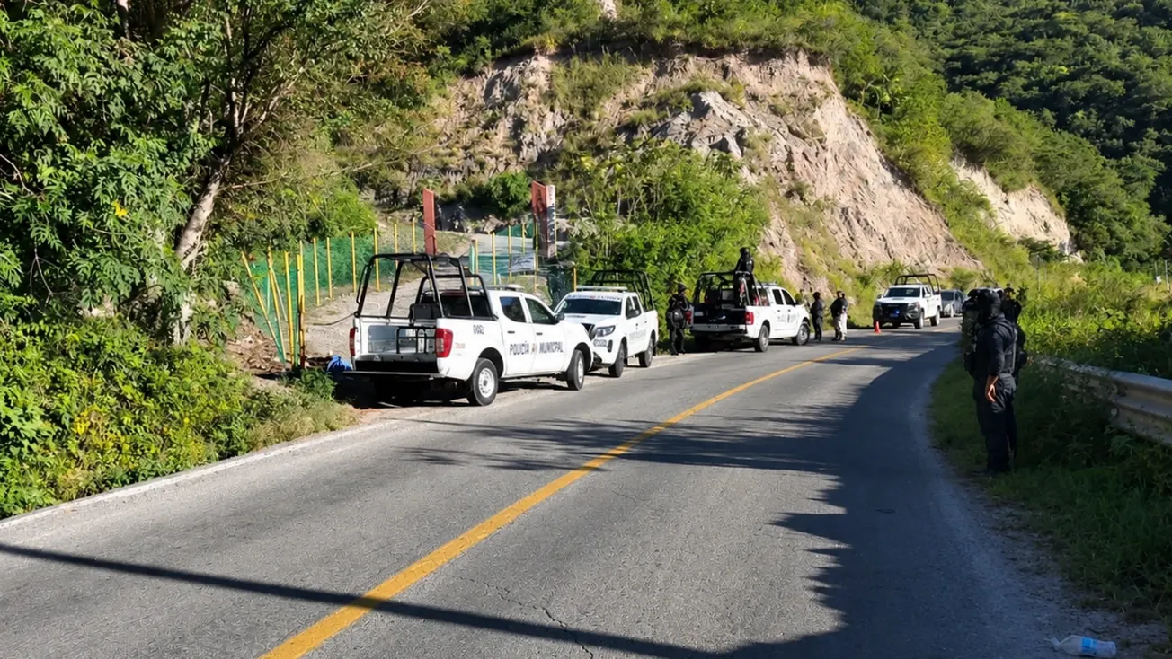 Hallan asesinado a recolector de basura de Tixtla en la carretera a Chilpancingo