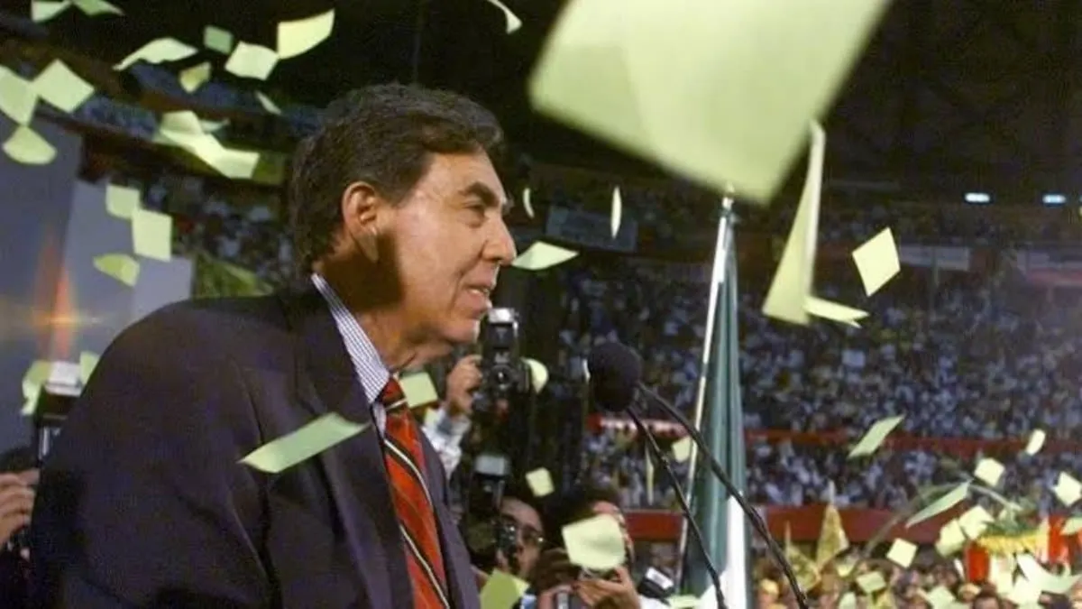 Cárdenas rompió una hegemonía de más de 70 años en la que el presidente en turno nombraba de manera directa al Regente del Departamento del Distrito Federal.