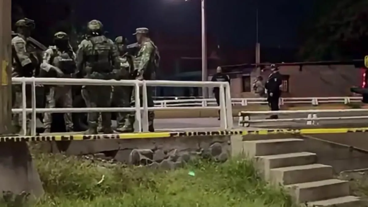 Irrumpen armados en una vivienda de Culiacán y matan a tres personas, una cuarta queda herida