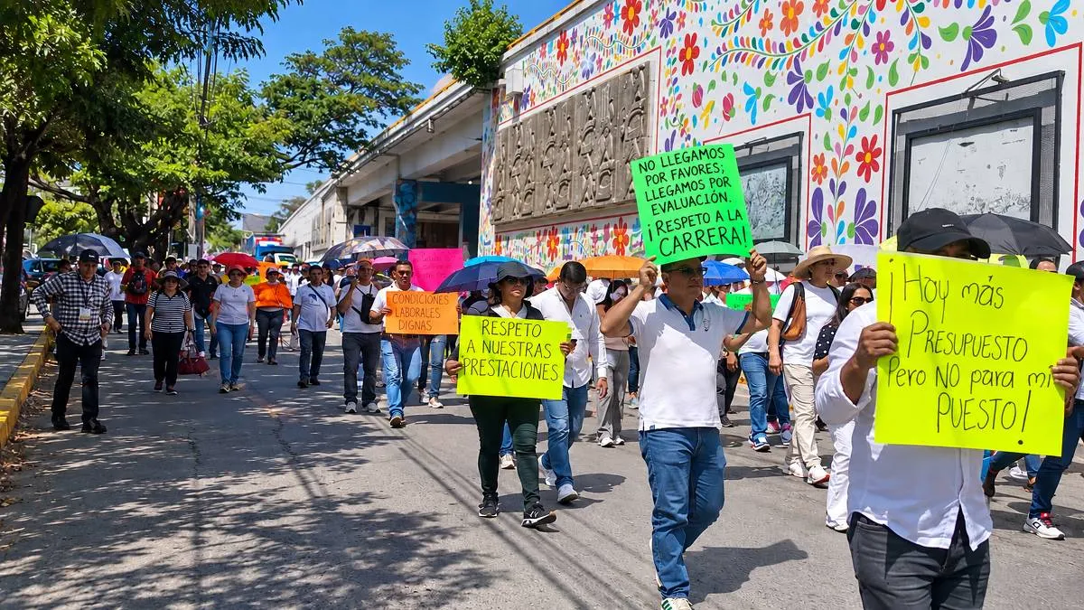 Cumplen cuatro días en paro trabajadores del Poder Judicial en Chilpancingo; temen traslados y despidos