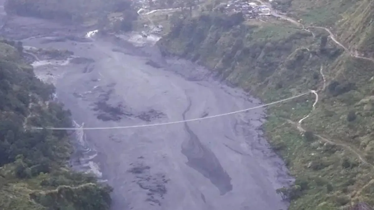 Otra devastadora inundación azota con fuerza a Nepal; arrasa 200 viviendas y deja cinco desaparecidos