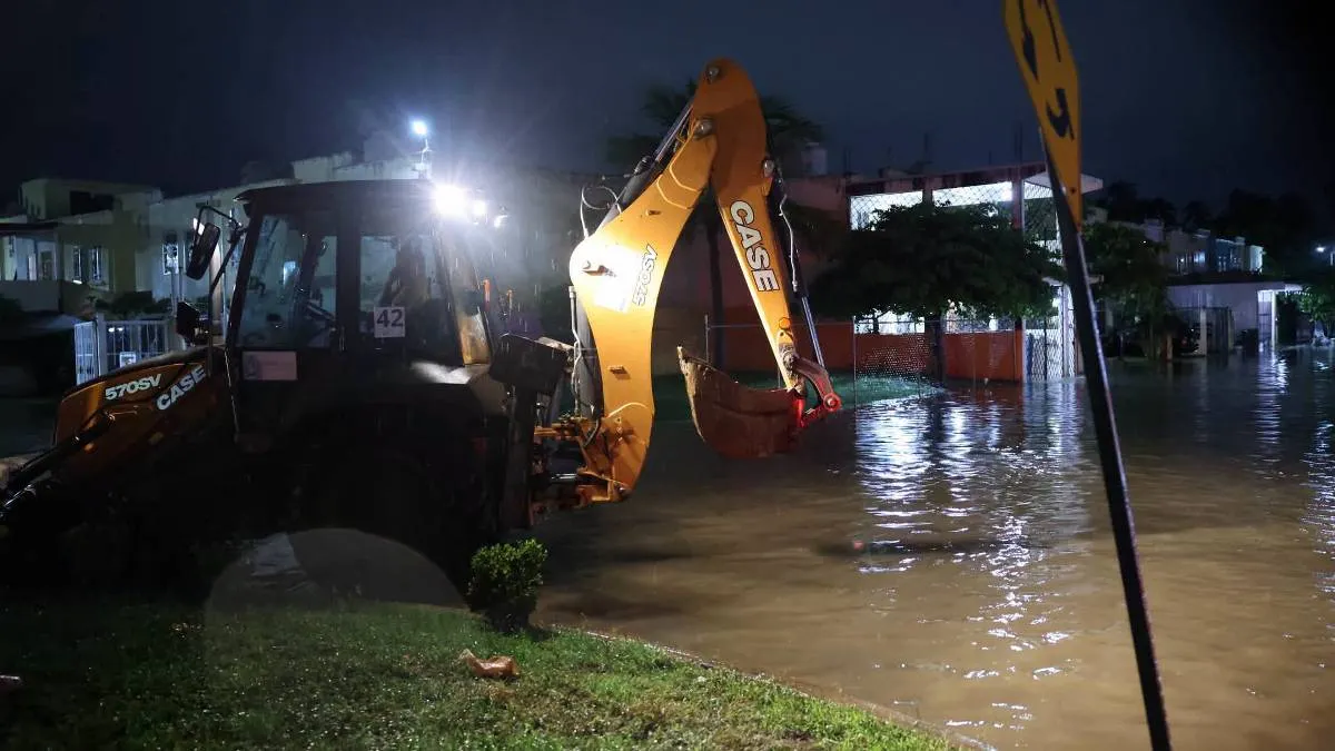 Suspenden clases sabatinas en Acapulco, Costa Grande y Sierra por huracán Simón