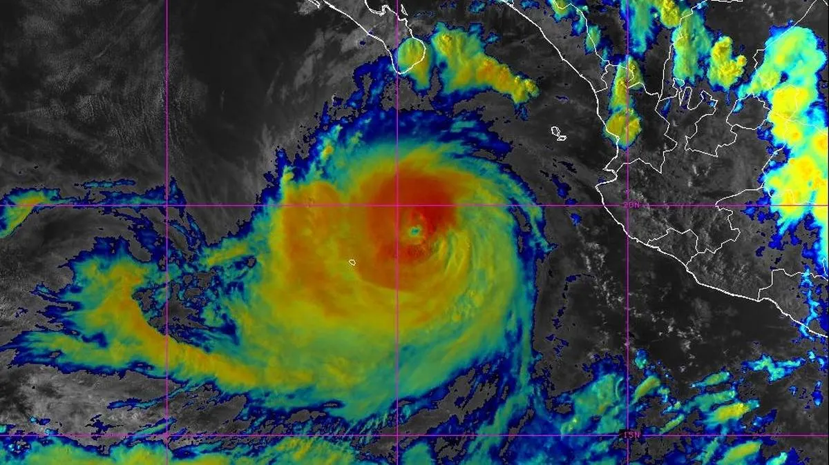 Rachel se fortalece a categoría 3; alertan por oleaje en siete estados del Pacífico