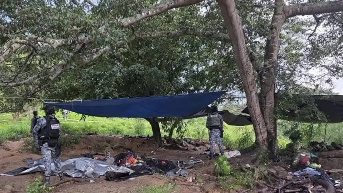 Hallan campamento clandestino con armas y cartuchos en Juan R. Escudero