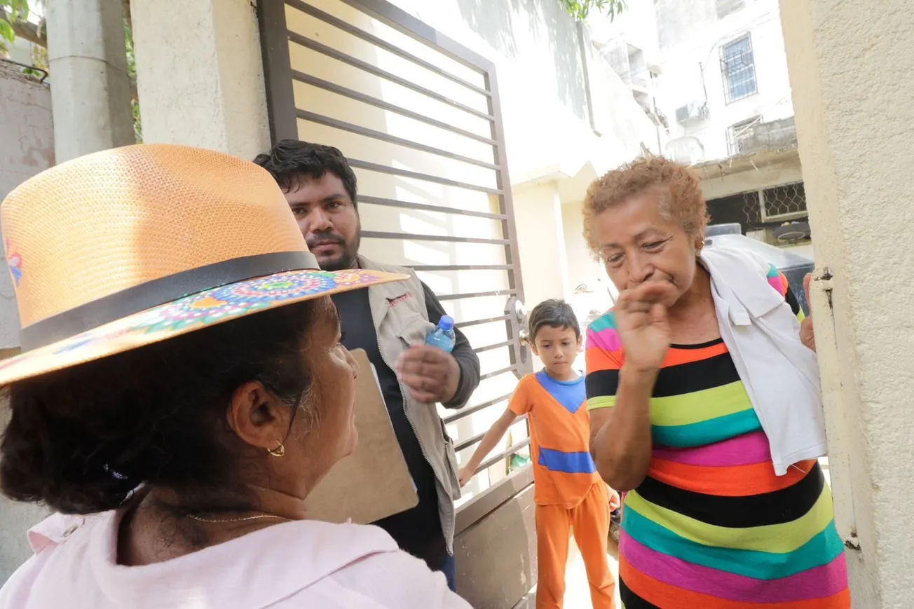 Se esperan lluvias fuertes en Acapulco, informa Abelina a la población