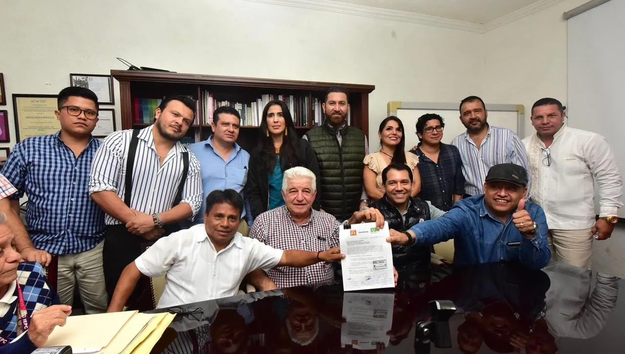 En Tabasco, Morena, PVEM y el PT formalizan alianza ante el IEPCT