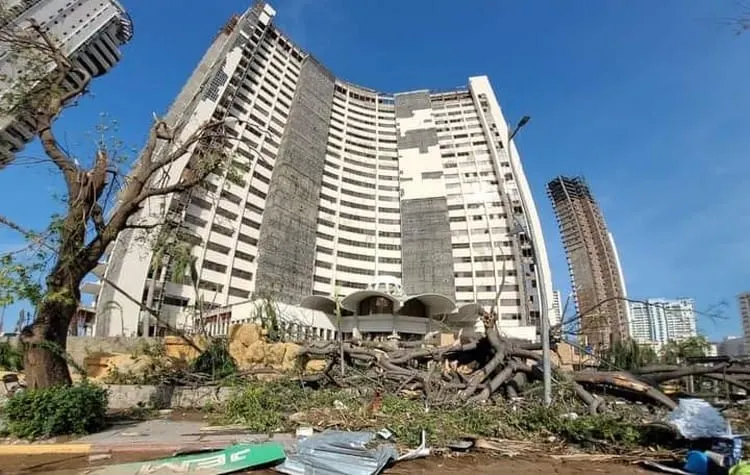 Critican hoteleros de Acapulco falta de apoyos al sector tras Otis