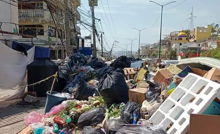 Huracán Otis obliga al uso de cubrebocas en Acapulco