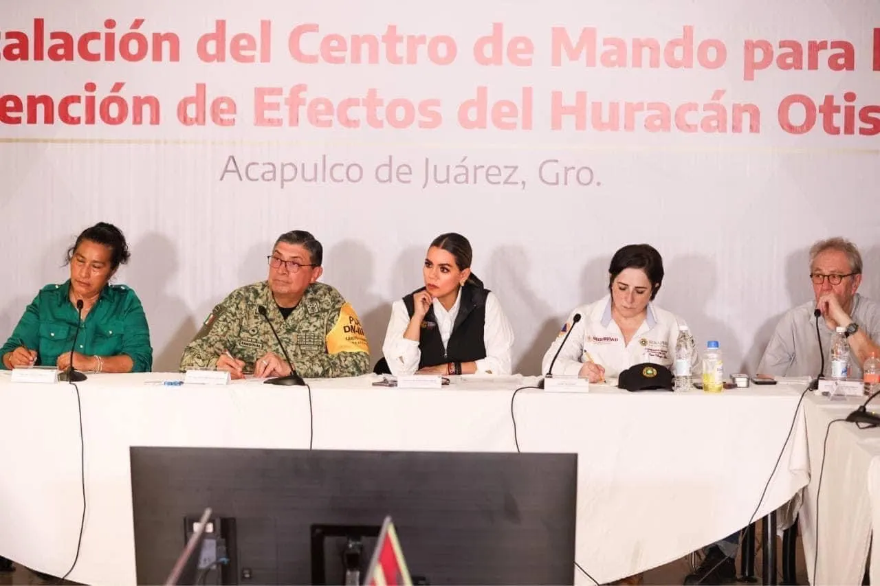 Anuncia Evelyn Salgado que hoy llegarán 26 unidades móviles de salud