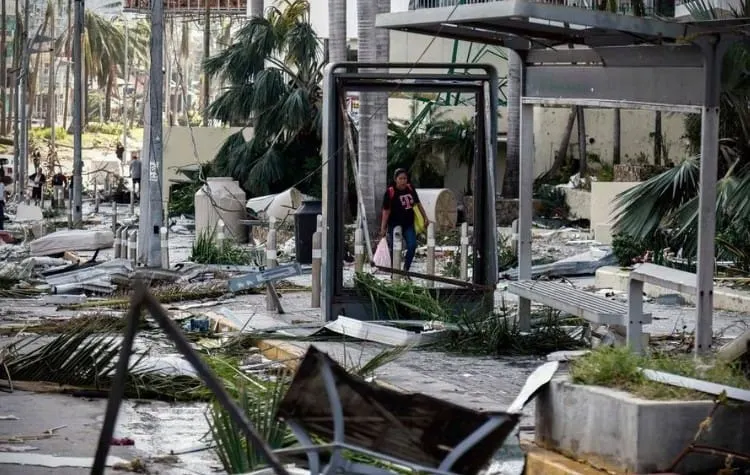 Se han entregado 12 mil mdp en apoyos directos para Acapulco: AMLO