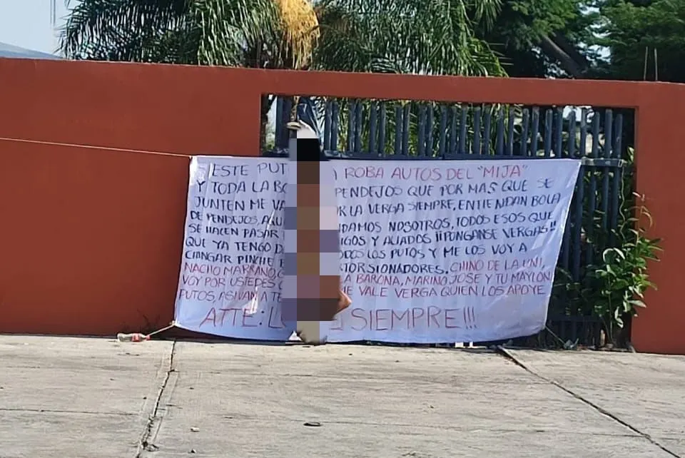 Cuelgan cadáver afuera de escuela en Jiutepec, Morelos