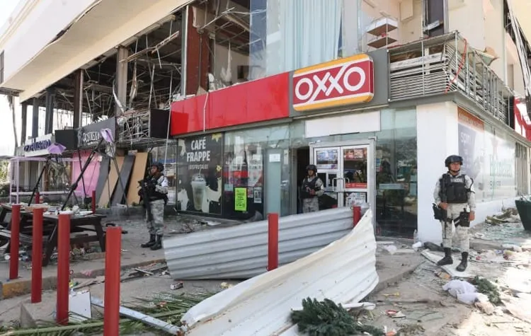 Cuesta a Oxxo 800 mdp rehabilitación de tiendas en Acapulco tras OTis