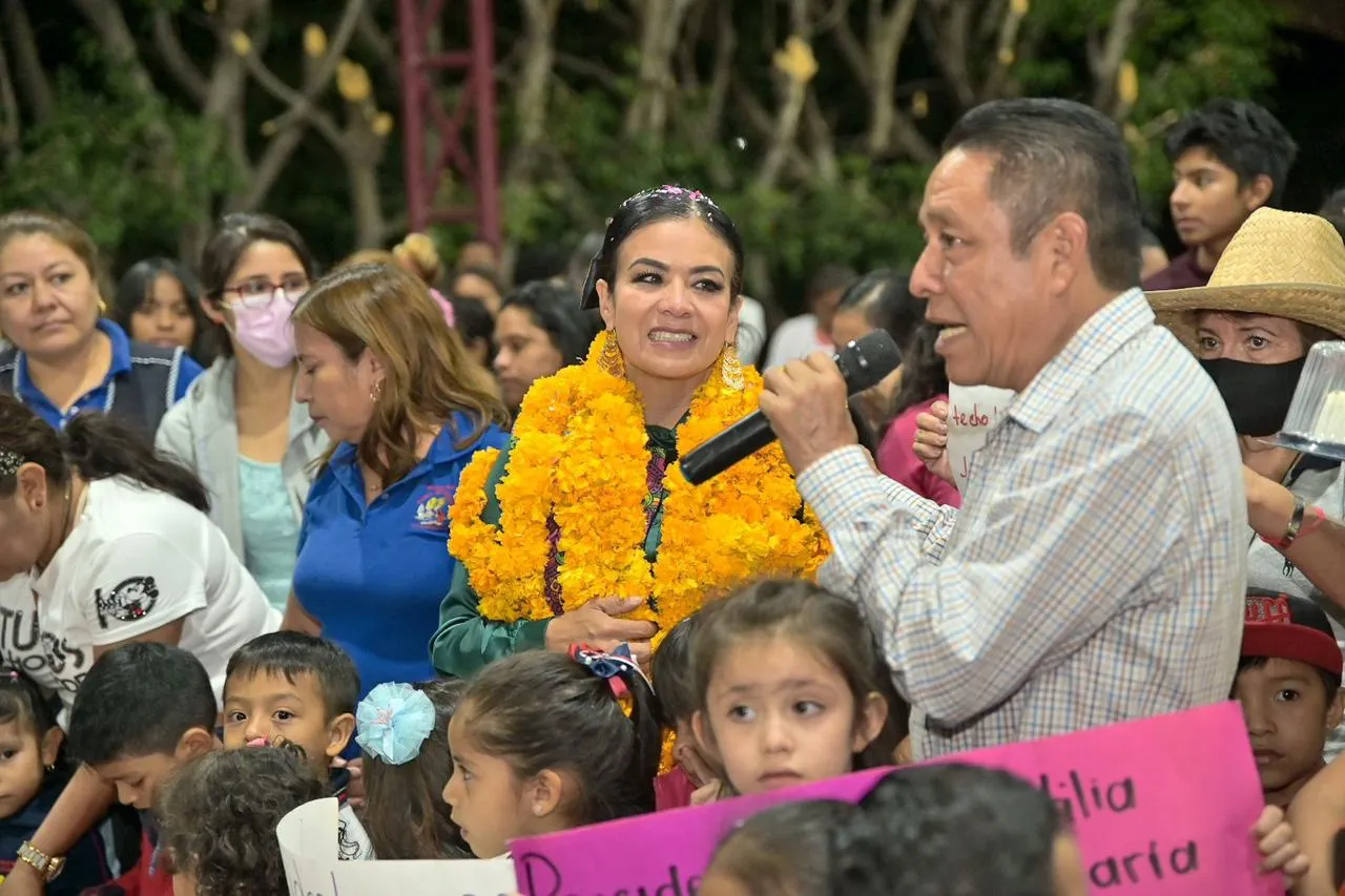 Entrega Norma Otilia más obras de movilidad en las colonias PPS, Ladera y Lázaro Cárdenas