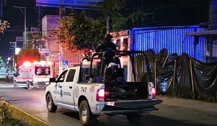 Matan a tres hombres y hieren a trabajadores de la FGE en bar La Martina de Chilpancingo