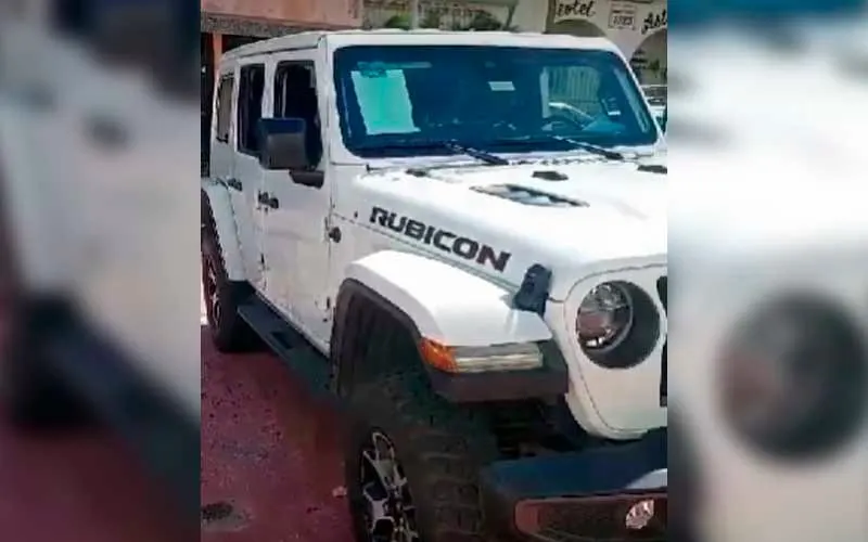 Atacan la camioneta de funcionaria estatal en Acapulco